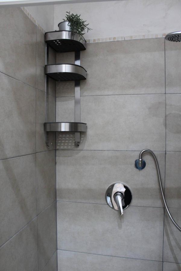 Casa Vacanza Grey Aparthotel Naples Exterior photo
