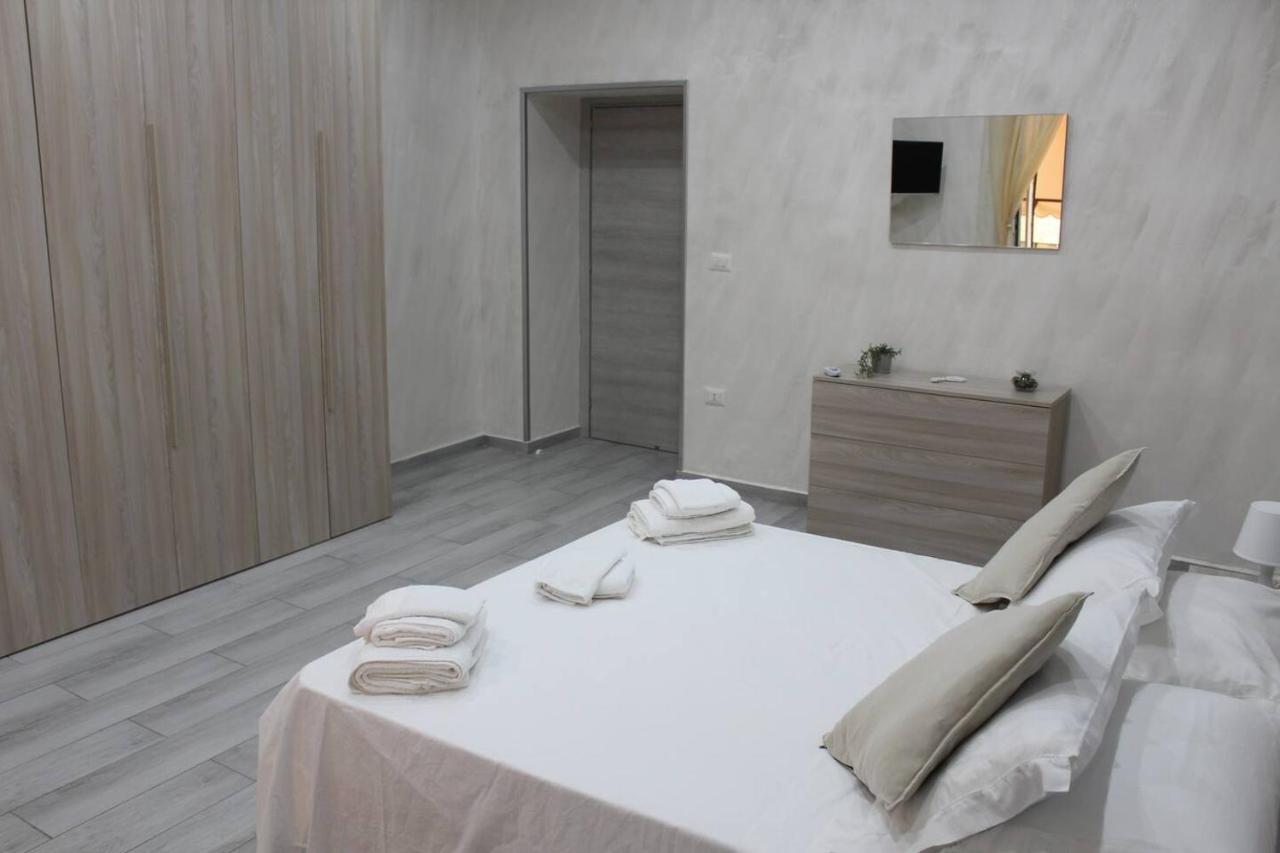 Casa Vacanza Grey Aparthotel Naples Exterior photo
